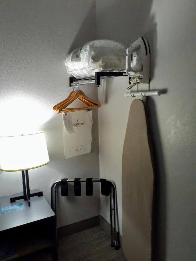 Country Inn & Suites By Radisson, Freeport, Il Luaran gambar